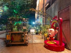 -more than meow吴止猫主题餐厅(承德 中船汇店)