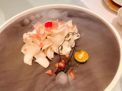 兰州九年百合-富淳饭店(陆家嘴保利广场店)