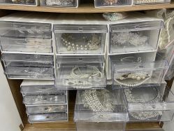 -金禧化妆造型工作室(市桥地铁站店)
