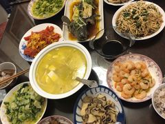 -盒马鲜生(丁香国际店)