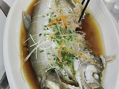 -丹水桥地锅鱼·翘嘴鲌·地方特色全鱼宴(丹江口大坝店)