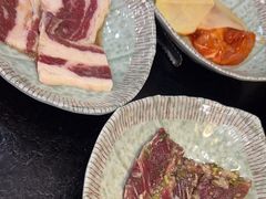 -臻牛烤肉