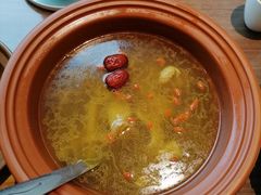 -有红鸡毛店·川菜(建设路店)