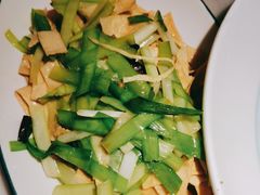 -滇铺子(欣都龙城店)