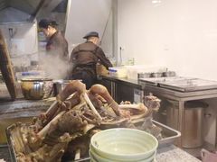 -熊大师牛羊粉(红谷凯旋店)