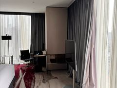 -广州天河希尔顿酒店