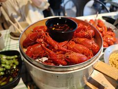 -巴厘龙虾·榜首油焖大虾(音乐学院·沿江酒馆店)