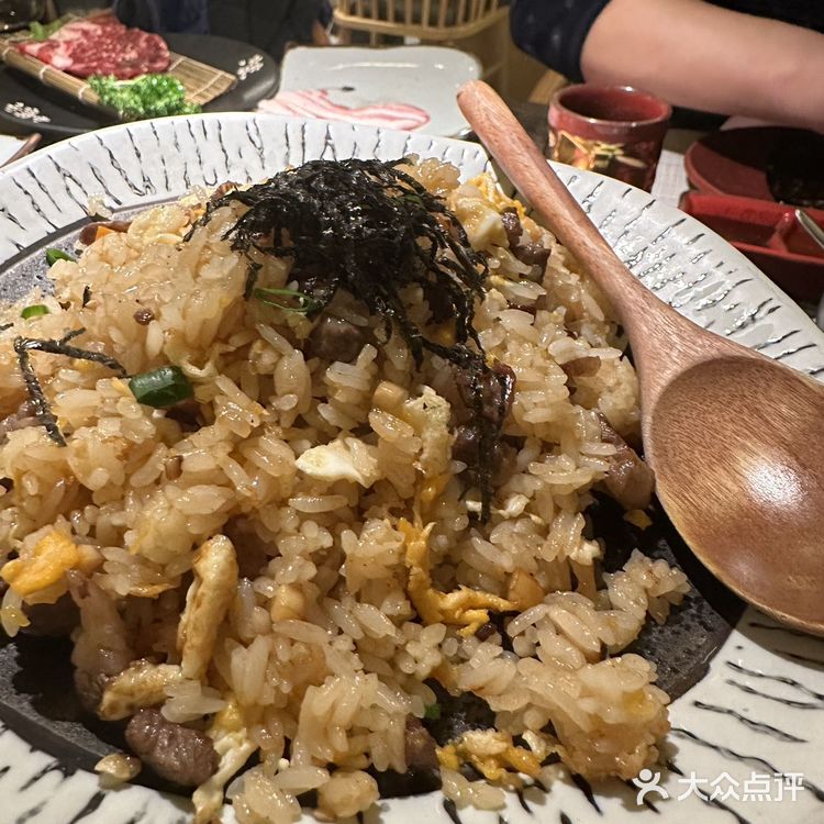 种草了很久的王野烤肉终于来了，一整个迫不及待