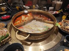 -湊湊火锅·茶憩(打浦桥日月光店)