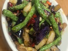 -独一佳老胡湘菜馆(高新店)