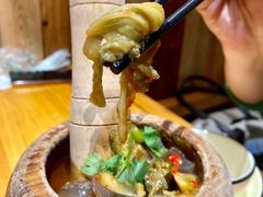 -老滇山寨•云南特色菜•地方菜•民族风情歌舞表演(金碧店)