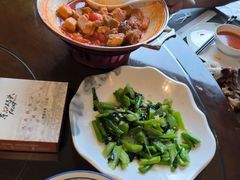 -东口码头·烧鸽子·鱼头泡饼·地方菜(金鹰悦城店)