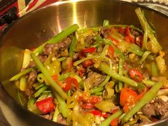 金碗黄牛肉-红钳侠小龙虾·烧烤(中赢康康谷店)