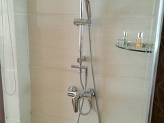 -锦龙国际酒店(天津奥体中心华苑地铁站店)