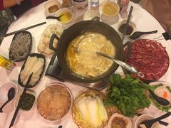 -鲜入围煮花胶鸡海鲜火锅