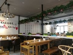 大堂-珍巴奴毛肚牛肉小火锅(四惠店)