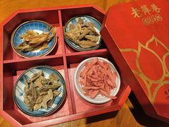 -老萍巷•莲花血鸭(楚萍店)