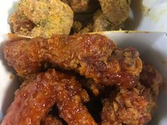 -BHC炸鸡(明洞总店)