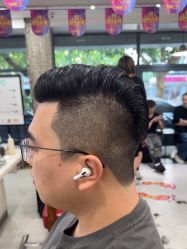 -PE SALON