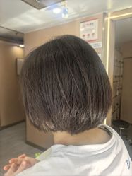-一東造型烫发染发
