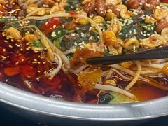 -周良天山牛杂城(天山路总店)