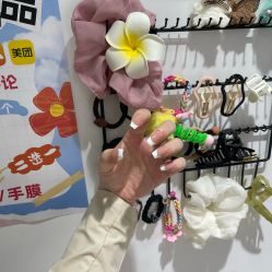 -尤米一站式美甲美睫