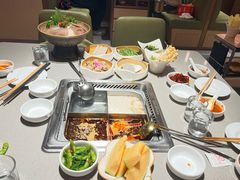 -海底捞火锅(宝龙广场夜宵主题店)