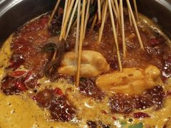 -马路边边串串香形象店(磐石路店)