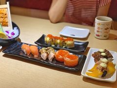 -万岁料理回转寿司(华贸店)