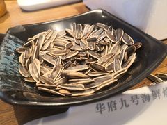 -华府九号海鲜烧烤大排档(龙域店)