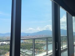 -瑰丽酒店·海吧·天际下午茶·现场DJ·天台酒吧