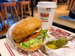 -The Habit Burger Grill 哈比特汉堡(复兴soho店)
