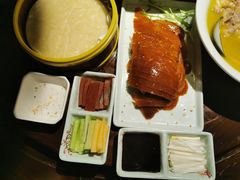 -韵秋荷(宝山龙湖天街店)