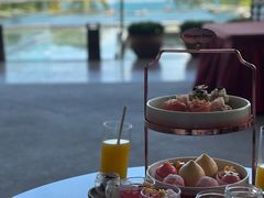 -亚龙湾喜来登·美景台大堂吧