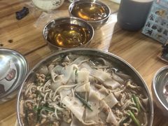 -正宗杨记普洱酸醋米线(总店)