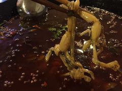 -鸿顺老铁锅美蛙鱼府(解放碑店)