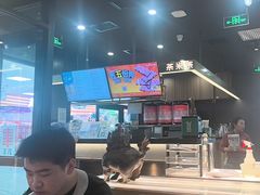 -呷哺呷哺(常营华联店)
