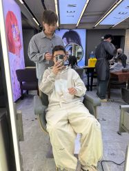 -藤野造型烫发染发