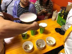 -清真老马家国华牛奶鸡蛋醪糟(正宁路店)