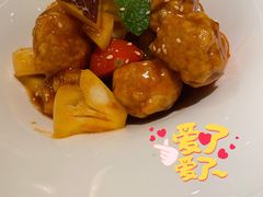 椰果菠萝咕噜肉-闻见中国海南菜(K11店)