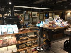 -猫的天空之城概念书店(苏州诚品店)