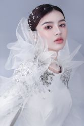 -艾米丽婚纱礼服