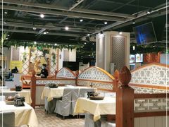 大堂-巴扎美食·新疆菜·西域歌舞表演餐厅(新疆大厦店)