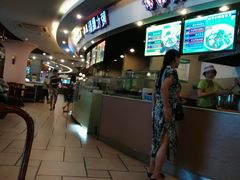 -海口骑楼小吃街