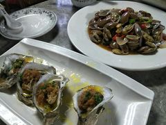 -四川小胡子海鲜(丁村万人海鲜广场店)