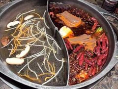 -椒香城门口老火锅(长寿路店)