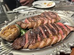 -LESCEDARS Brasserie Bistro香柏树