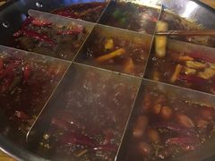 -毛毛老火锅(八年观音桥店)