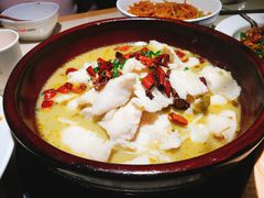 酸菜巴沙鱼-大碗先生(万家丽店)