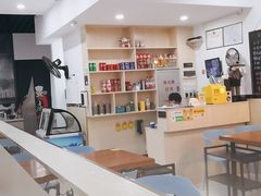 大堂-老何家后安粉·糟粕醋海鲜火锅(三亚湾椰梦长廊店)